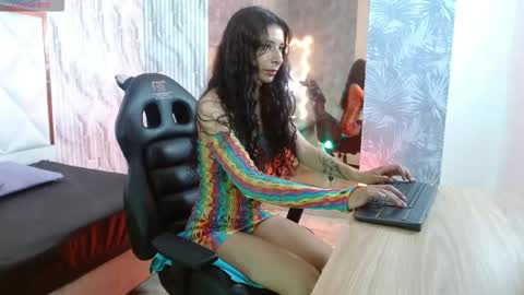 nyx_tay online show from 13, 1, 2026