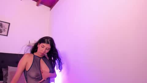 Snapshot of nyxa_ chatting on 22, 10, 2025 nyxa_ online show from 22, 10, 2025