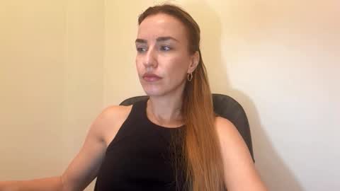 Snapshot of nyxelia_ chatting on 7, 11, 2025 Anastasia online show from 7, 11, 2025