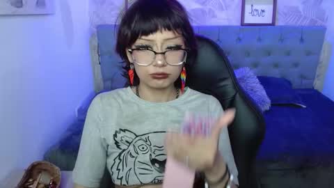 nyxie online show from 3, 10, 2025