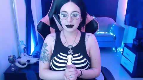 Snapshot of nyxnocturne chatting on 17, 6, 2026 Nyx online show from 17, 6, 2026