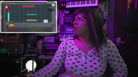 NyxRaven online show from 20, 12, 2024