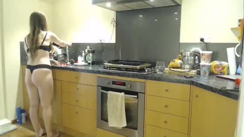 Snapshot of nzplaytime chatting on 8, 2, 2025 Stef Derek online show from 8, 2, 2025