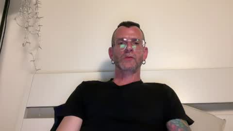 Jonathan Deep online show from 14, 6, 2026