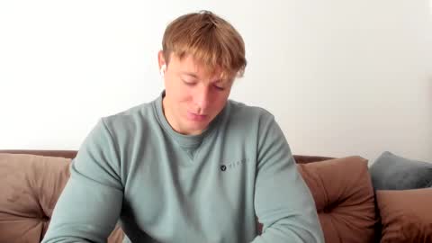 Snapshot of o_r_b_i_t chatting on 19, 2, 2025 o_r_b_i_t online show from 19, 2, 2025