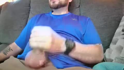 Snapshot of obscuremenman chatting on 15, 12, 2025 obscuremenman online show from 15, 12, 2025