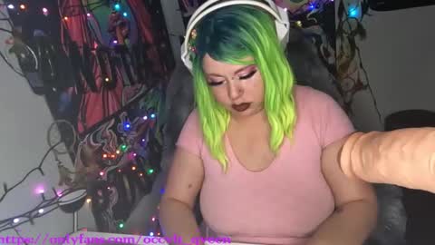 Snapshot of occvlt_qveen chatting on 7, 1, 2025 occvlt qveen online show from 7, 1, 2025