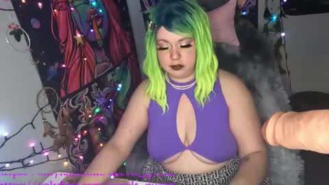 Snapshot of occvlt_qveen chatting on 8, 2, 2025 occvlt qveen online show from 8, 2, 2025