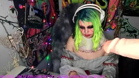 Snapshot of occvlt_qveen chatting on 24, 10, 2025 occvlt qveen online show from 24, 10, 2025