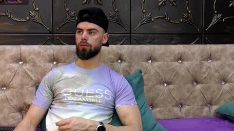 Snapshot of oceanheat chatting on 29, 11, 2025 OceanHeart online show from 29, 11, 2025