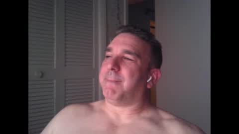 Snapshot of oceanmanx chatting on 12, 1, 2025 Ocean online show from 12, 1, 2025