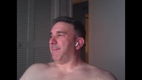 Snapshot of oceanmanx chatting on 13, 1, 2025 Ocean online show from 13, 1, 2025