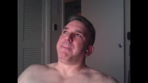 Snapshot of oceanmanx chatting on 17, 1, 2025 Ocean online show from 17, 1, 2025