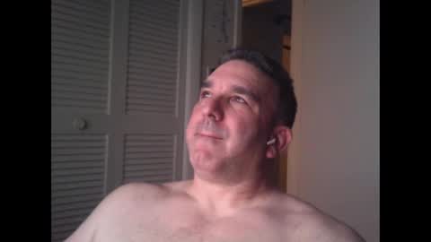 Snapshot of oceanmanx chatting on 8, 3, 2025 Ocean online show from 8, 3, 2025