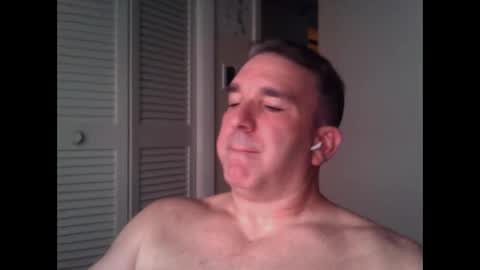 Snapshot of oceanmanx chatting on 20, 9, 2025 Ocean online show from 20, 9, 2025