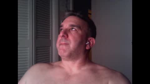 Snapshot of oceanmanx chatting on 28, 9, 2025 Ocean online show from 28, 9, 2025