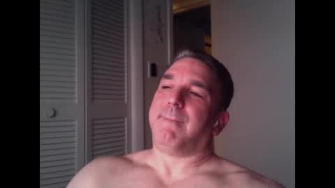 Snapshot of oceanmanx chatting on 11, 11, 2025 Ocean online show from 11, 11, 2025