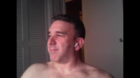 Snapshot of oceanmanx chatting on 18, 12, 2025 Ocean online show from 18, 12, 2025