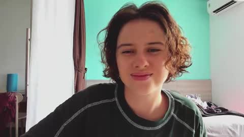 Evie online show from 4, 12, 2024