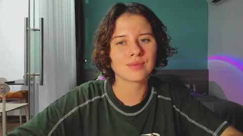 Evie online show from 12, 12, 2024