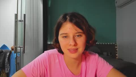 Evie online show from 25, 12, 2024