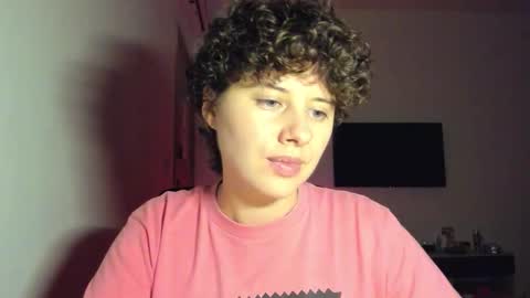 Evie online show from 4, 3, 2026