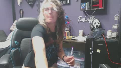 Snapshot of oddywithabody chatting on 13, 10, 2025 Oddy With A Body online show from 13, 10, 2025