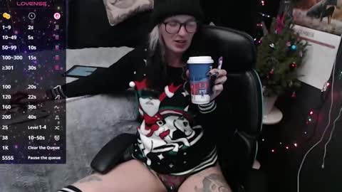 Snapshot of oddywithabody chatting on 20, 12, 2025 Oddy With A Body online show from 20, 12, 2025