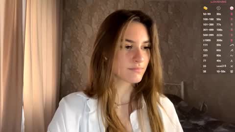 Mia online show from 12, 10, 2025