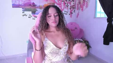 Snapshot of odette_ornela chatting on 3, 10, 2025 Odette online show from 3, 10, 2025