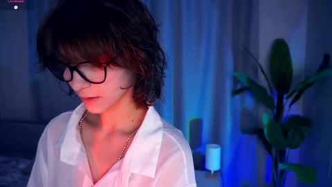 Snapshot of odettehatt chatting on 28, 9, 2025 Thea online show from 28, 9, 2025