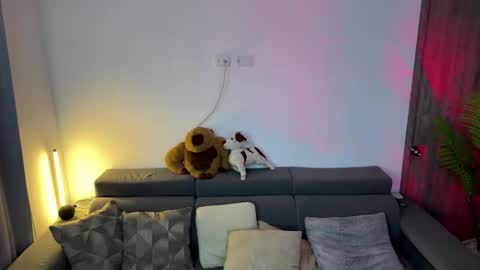 Snapshot of odin_blake chatting on 22, 10, 2025 ODIN online show from 22, 10, 2025