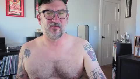 Office Dad online show from 1, 10, 2025