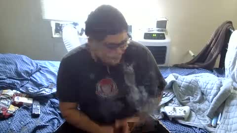 oscar flores online show from 4, 10, 2025