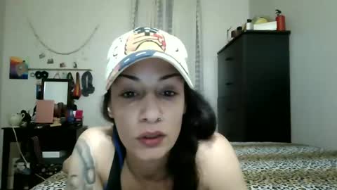 Lit en Cama online show from 19, 1, 2025