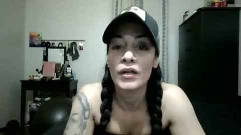 Lit en Cama online show from 21, 10, 2025