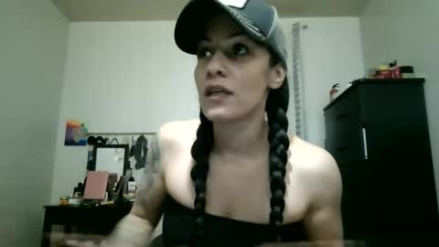 Lit en Cama online show from 23, 10, 2025