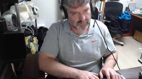 Snapshot of ogre57 chatting on 21, 12, 2025 Woman message me men do not make demands and dont ask for pm only ladies. online show from 21, 12, 2025