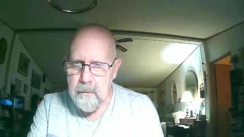 Snapshot of ogusbogus chatting on 23, 11, 2025 Maximus No Mo online show from 23, 11, 2025