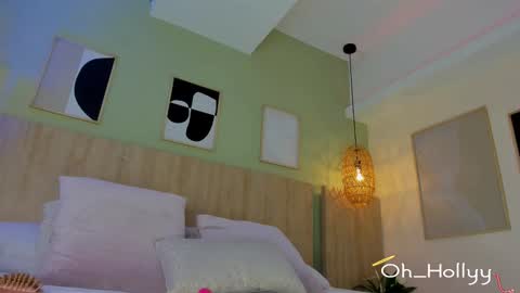 Holly online show from 16, 12, 2025