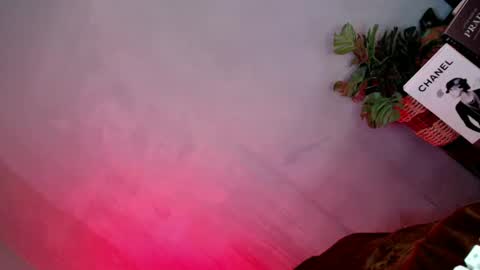 Flora  online show from 24, 1, 2025