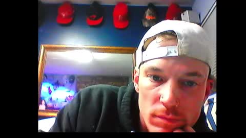 Snapshot of oh_you_know69 chatting on 3, 12, 2024 who dares toss me some tips lets have fun online show from 3, 12, 2024