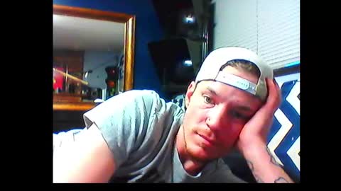 Snapshot of oh_you_know69 chatting on 17, 12, 2024 who dares toss me some tips lets have fun online show from 17, 12, 2024