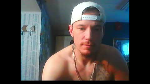 Snapshot of oh_you_know69 chatting on 6, 1, 2025 who dares toss me some tips lets have fun online show from 6, 1, 2025