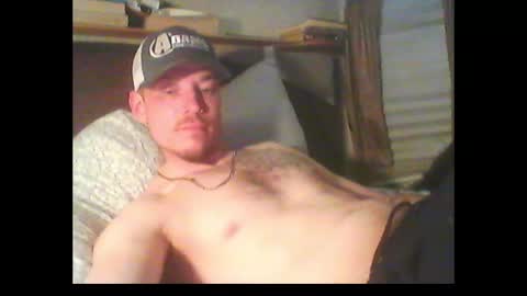 Snapshot of oh_you_know69 chatting on 14, 2, 2025 who dares toss me some tips lets have fun online show from 14, 2, 2025
