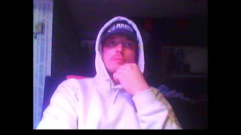 Snapshot of oh_you_know69 chatting on 28, 2, 2025 who dares toss me some tips lets have fun online show from 28, 2, 2025