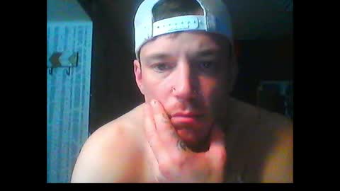 Snapshot of oh_you_know69 chatting on 3, 3, 2025 who dares toss me some tips lets have fun online show from 3, 3, 2025