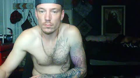 Snapshot of oh_you_know69 chatting on 13, 9, 2025 who dares toss me some tips lets have fun online show from 13, 9, 2025