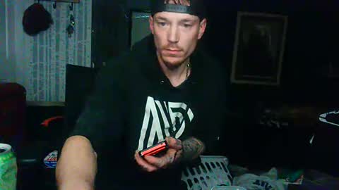 Snapshot of oh_you_know69 chatting on 27, 11, 2025 who dares toss me some tips lets have fun online show from 27, 11, 2025