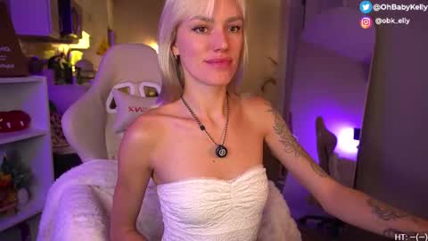 Snapshot of ohbabykelly chatting on 10, 11, 2025 Kelly online show from 10, 11, 2025